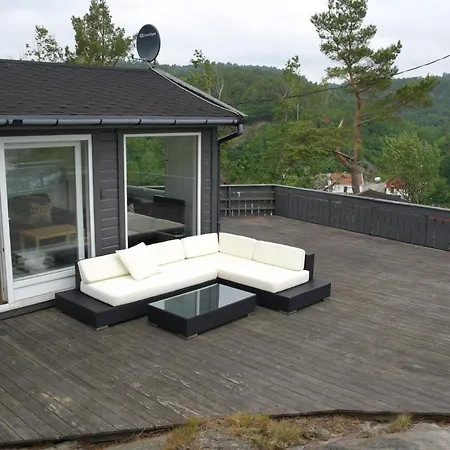 Havblikk By Norgesbooking - With An Amazing View In